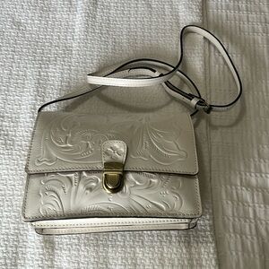 Patricia Nash white crossbody bag